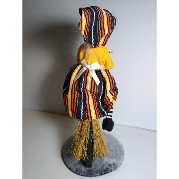 Annalee Witch Artist Doll Halloween Black Orange Yellow 10 Inch Vintage - Picture 3 of 4